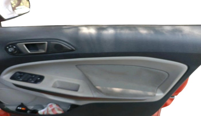 2014 Ford Ecosport TITANIUM 1.5L DIESEL, Diesel, Manual, 1,11,589 km, interior