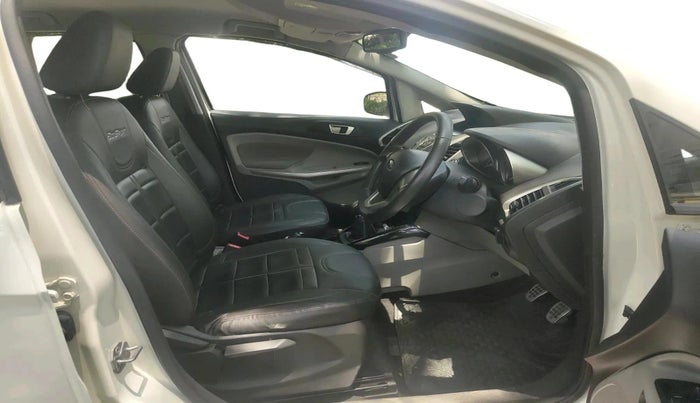 2017 Ford Ecosport TITANIUM 1.5L DIESEL, Diesel, Manual, 60,984 km, interior