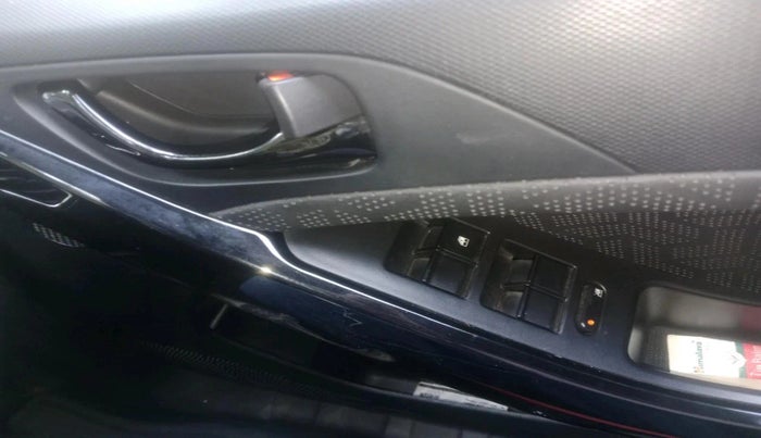 2023 Tata NEXON XZA PLUS LUXURY SUNROOF DIESEL, Diesel, Automatic, 18,083 km, interior