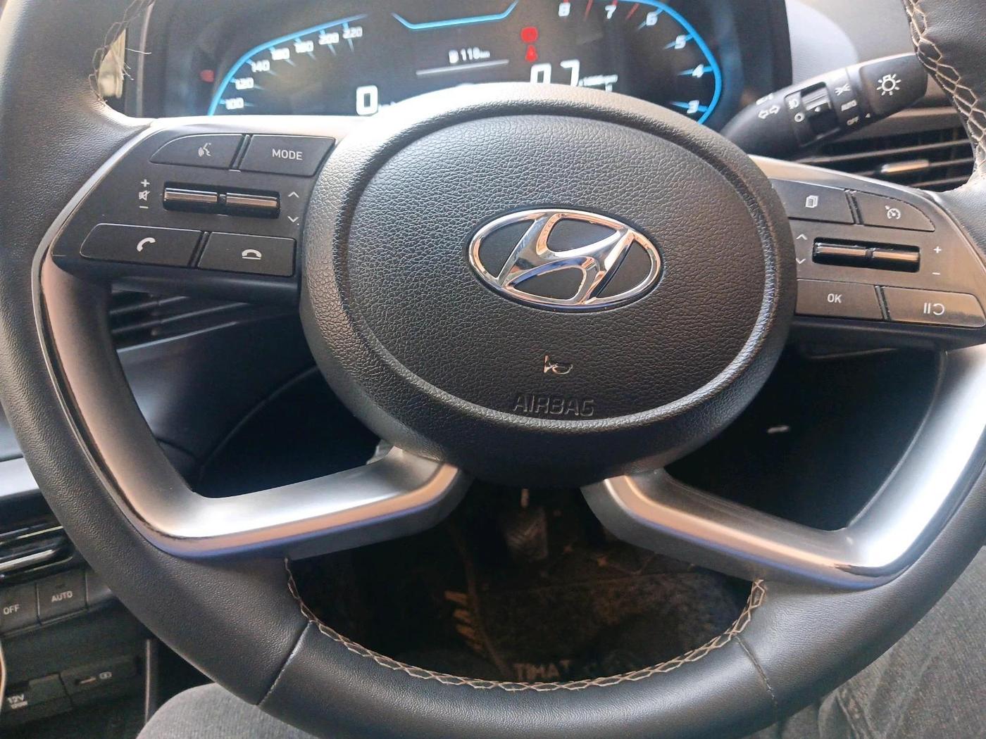 2022 Hyundai NEW I20 ASTA (O) 1.2 MT, Petrol, Manual, 21,954 km, interior