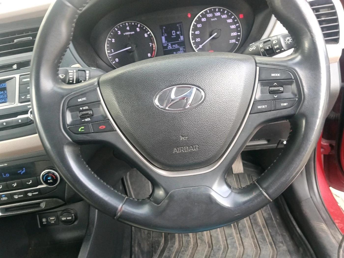 2014 Hyundai Elite i20 SPORTZ 1.2, Petrol, Manual, 91,398 km, interior