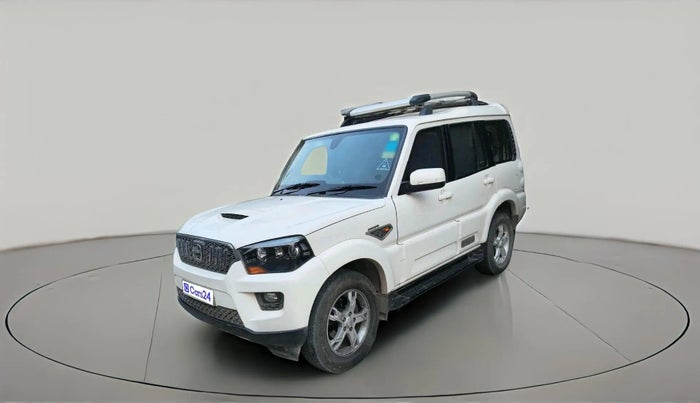 2015 Mahindra Scorpio S10, Diesel, Manual, 99,915 km, exterior
