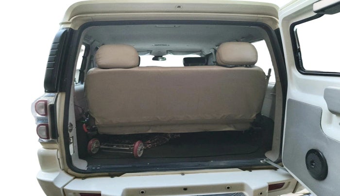 2015 Mahindra Scorpio S10, Diesel, Manual, 99,915 km, exterior