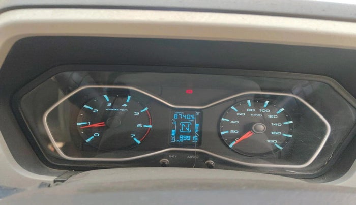 2015 Mahindra Scorpio S10, Diesel, Manual, 99,915 km, interior