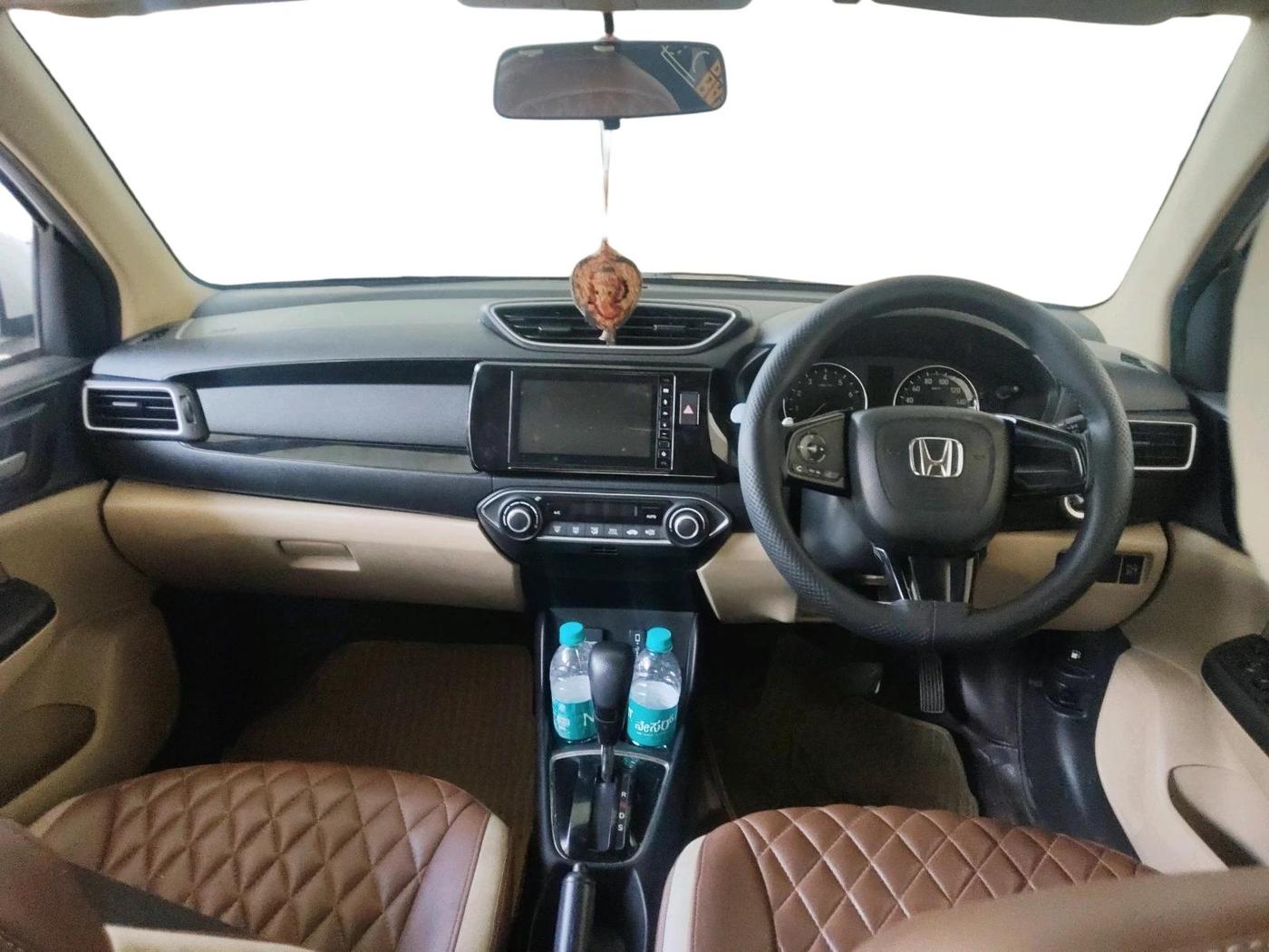 2020 Honda Amaze 1.2L I-VTEC VX CVT, Petrol, Automatic, 1,38,581 km, interior