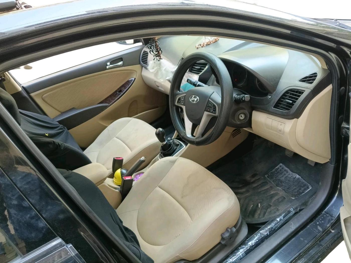 2013 Hyundai Verna FLUIDIC 1.6 VTVT EX, Petrol, Manual, 61,296 km, interior