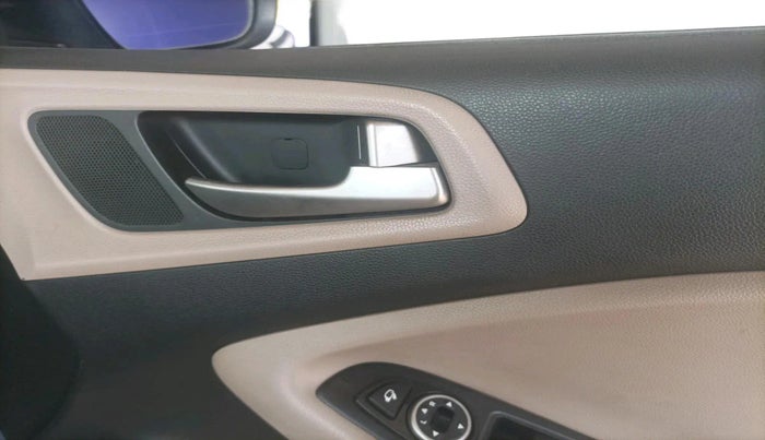 2014 Hyundai i20 ASTA 1.2, Petrol, Manual, 58,798 km, interior