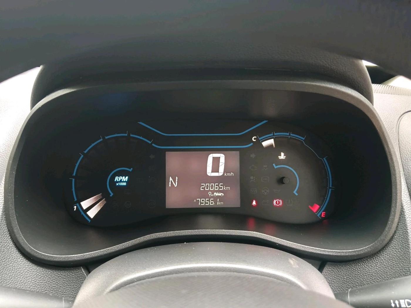 2022 Renault Kwid RXT 1.0 AMT, Petrol, Automatic, 20,065 km, interior