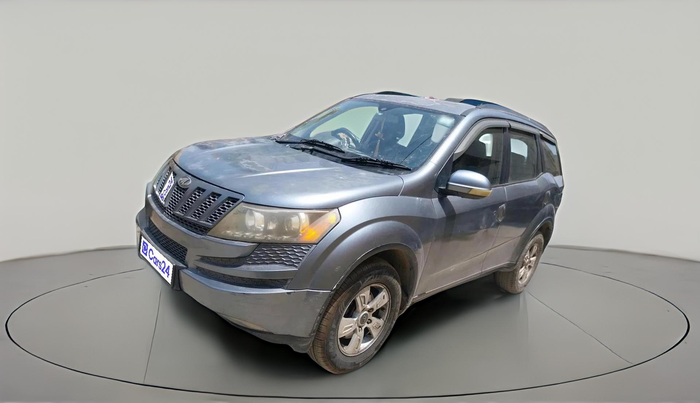 2013 Mahindra XUV500 W8, Diesel, Manual, 1,04,172 km, exterior