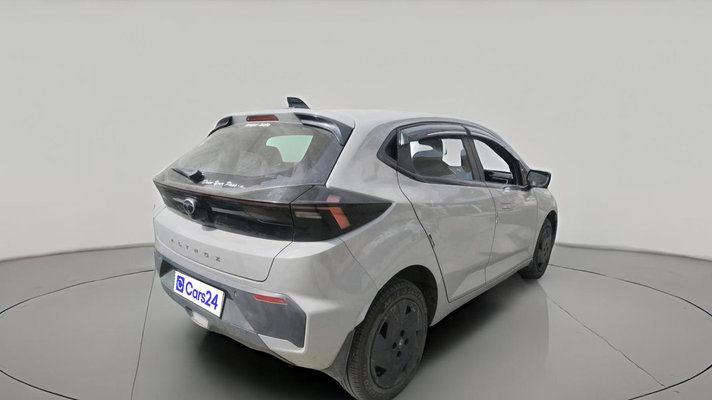 2025 Tata ALTROZ Creative Petrol 5AMT, Petrol, Automatic, 10,379 km, exterior