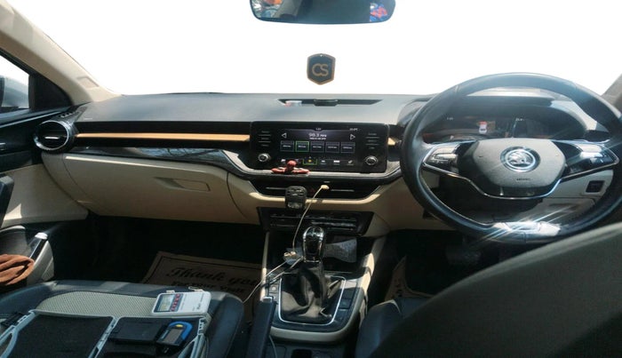 2022 Skoda SLAVIA STYLE 1.0L TSI AT, Petrol, Automatic, 37,480 km, interior