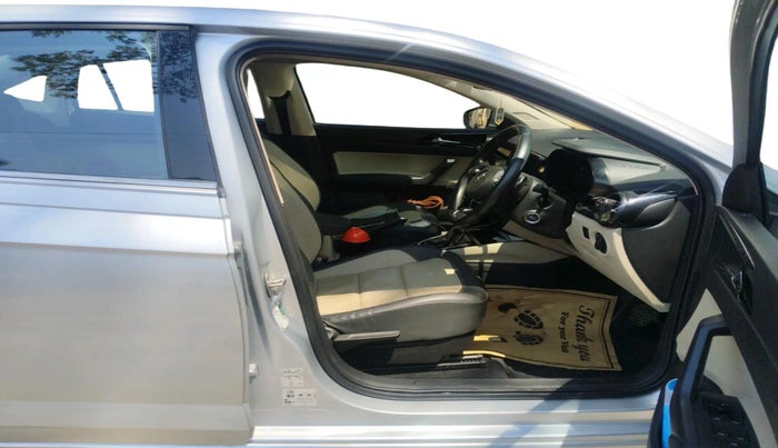 2022 Skoda SLAVIA STYLE 1.0L TSI AT, Petrol, Automatic, 37,480 km, interior