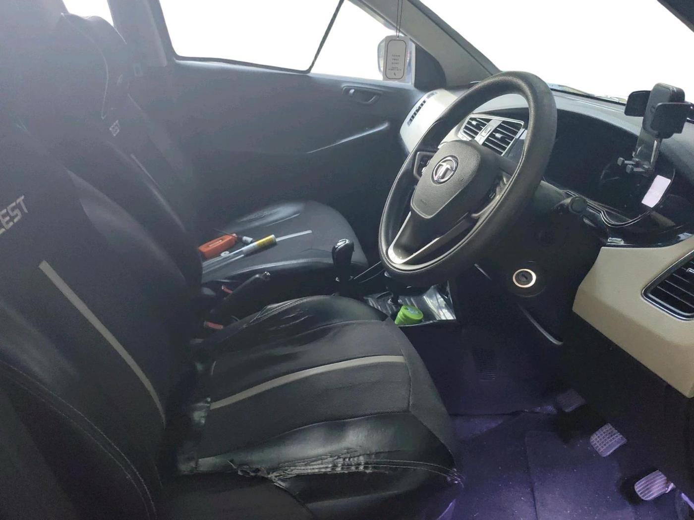 2015 Tata Zest XMS 90PS DIESEL, Diesel, Manual, 1,27,919 km, interior