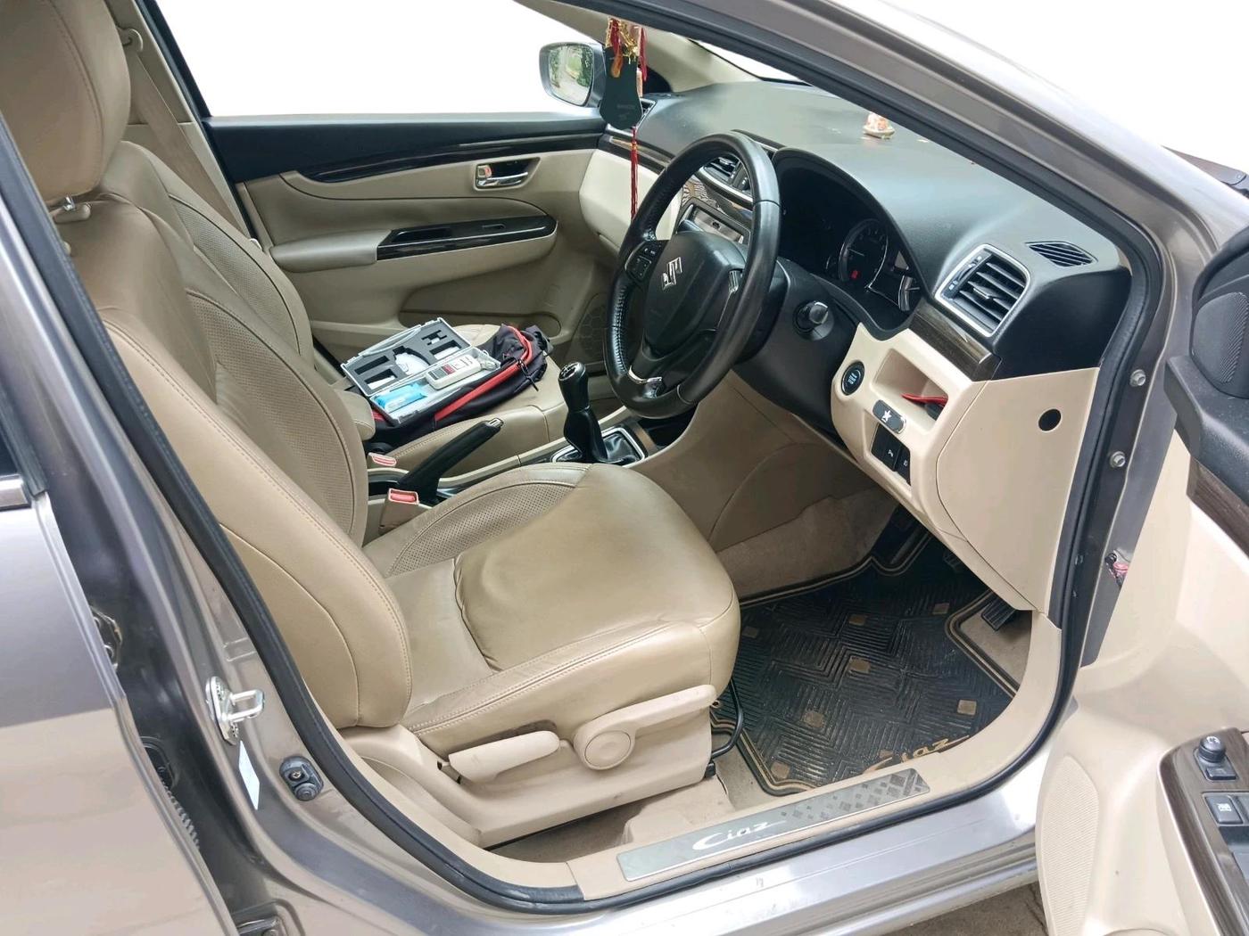 2015 Maruti Ciaz ZXI+, Petrol, Manual, 56,050 km, interior