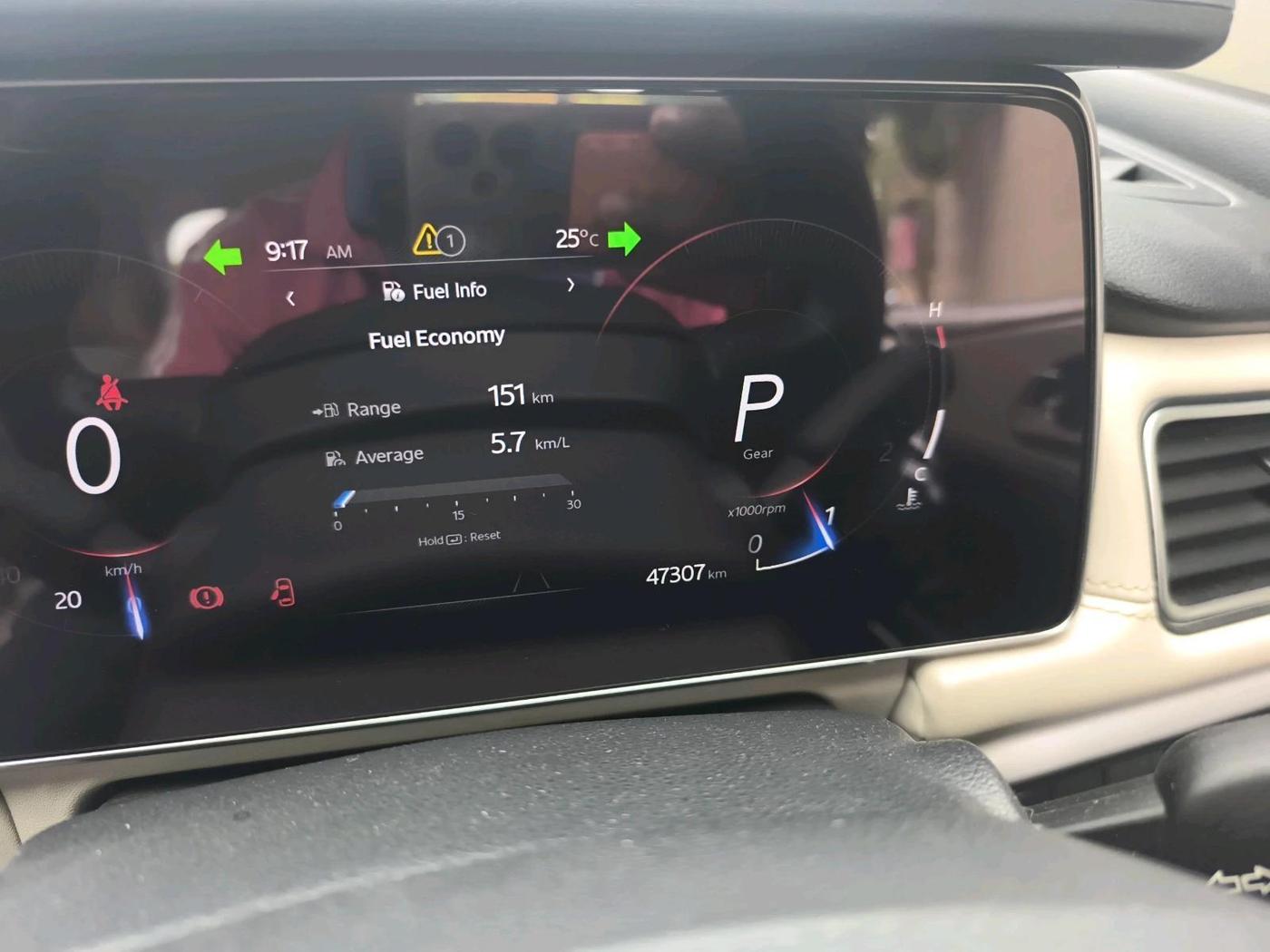 2021 Mahindra XUV700 AX 7 P AT 7 STR, Petrol, Automatic, 47,307 km, interior