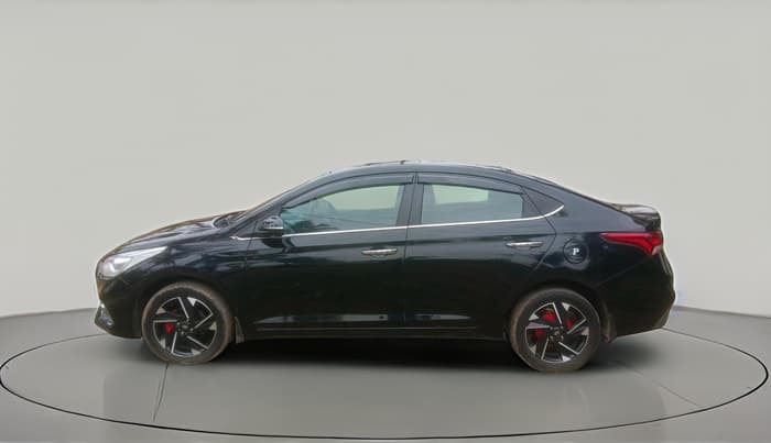 2017 Hyundai Verna 1.6 VTVT SX (O) AT, Petrol, Automatic, 49,105 km, exterior