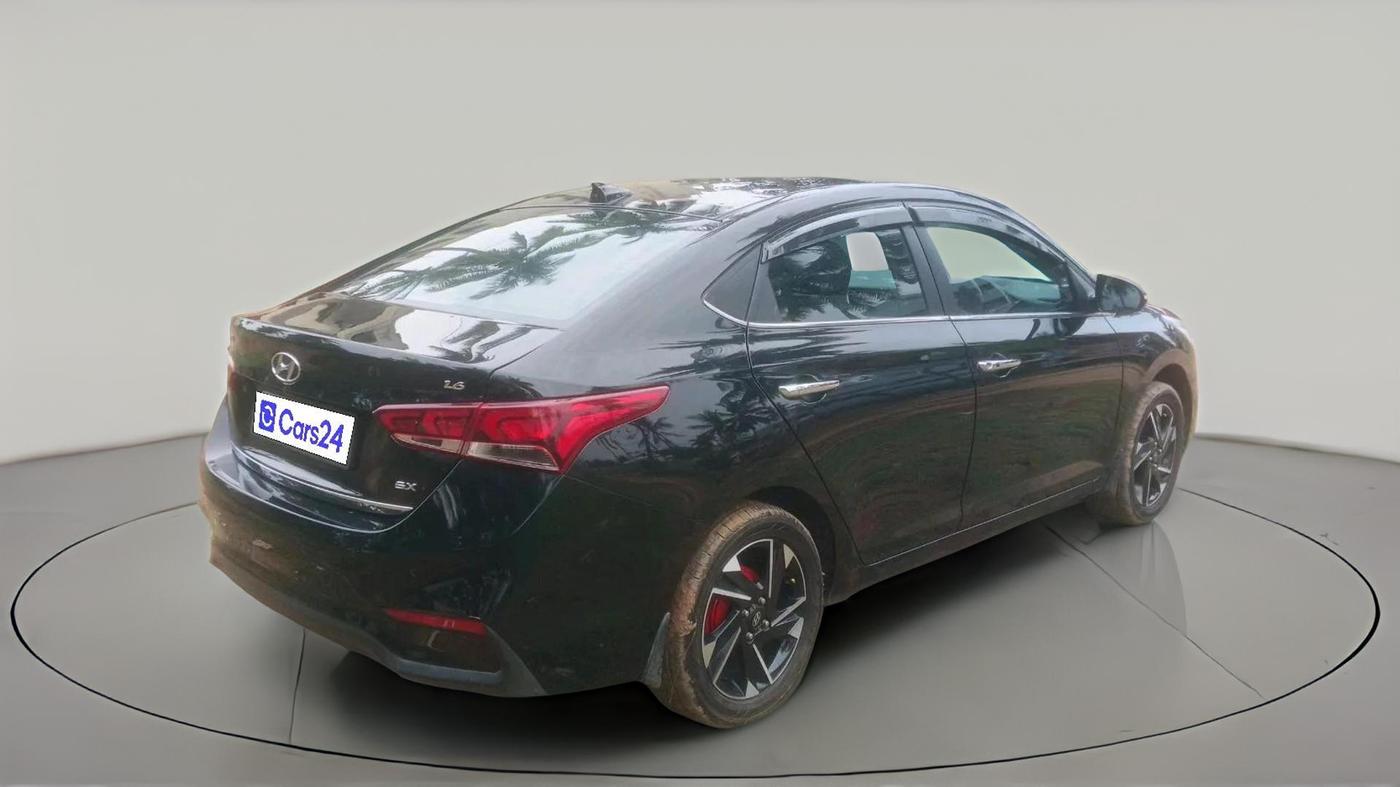 2017 Hyundai Verna 1.6 VTVT SX (O) AT, Petrol, Automatic, 49,105 km, exterior