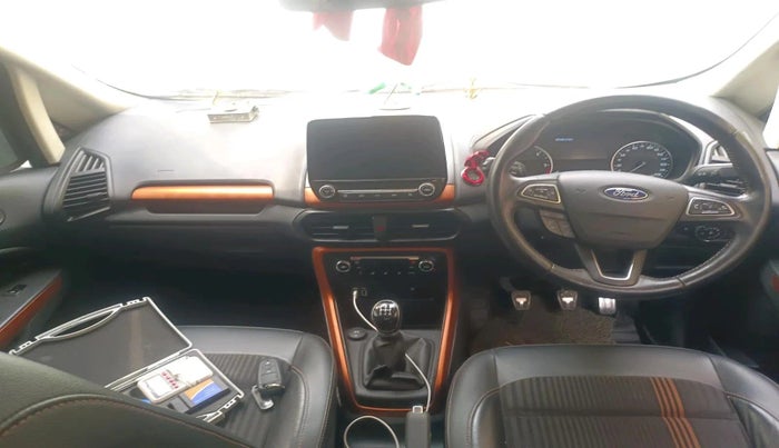 2019 Ford Ecosport TITANIUM 1.5L SPORTS(SUNROOF) DIESEL, Diesel, Manual, 66,596 km, interior