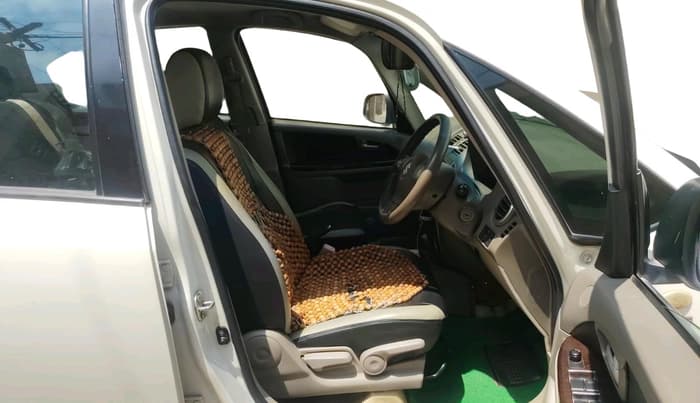 2011 Maruti SX4 ZDI, Diesel, Manual, 1,37,607 km, interior