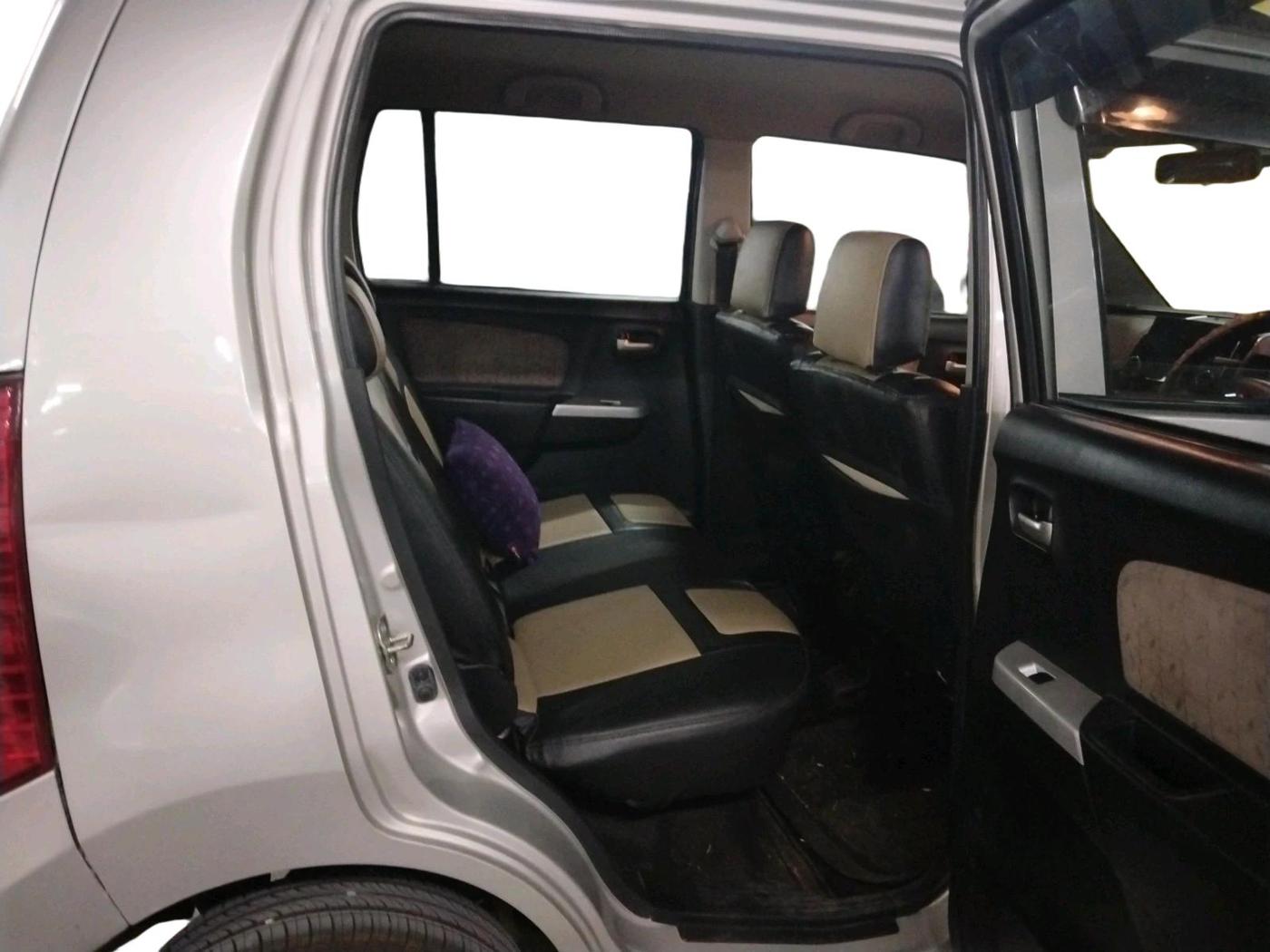 2016 Maruti Wagon R 1.0 VXI AMT, Petrol, Automatic, 53,457 km, interior