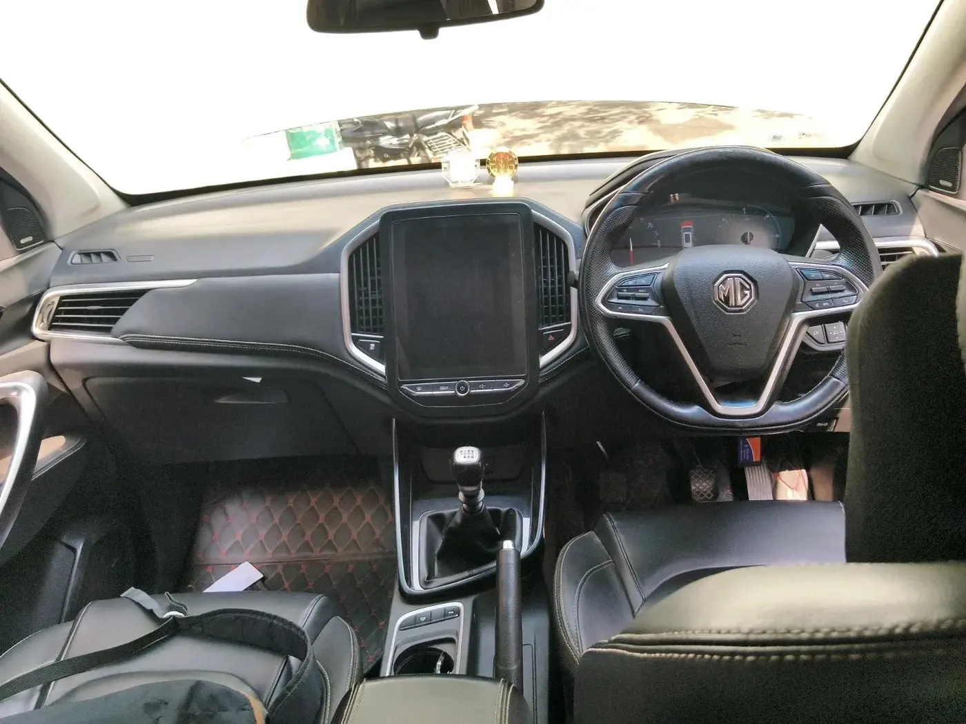 2019 MG HECTOR SHARP 2.0 DIESEL, Diesel, Manual, 1,88,439 km, interior