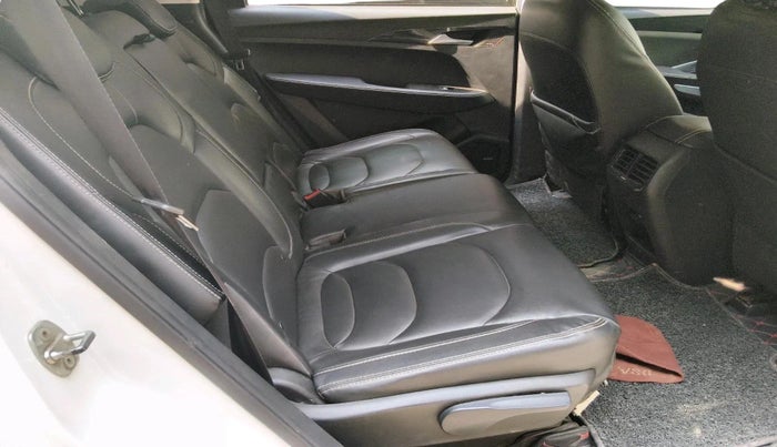 2019 MG HECTOR SHARP 2.0 DIESEL, Diesel, Manual, 1,88,439 km, interior