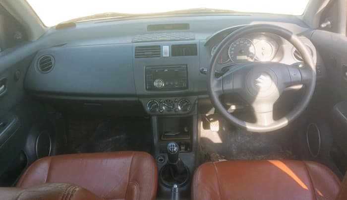 2010 Maruti Swift VXI, Petrol, Manual, 1,19,126 km, interior