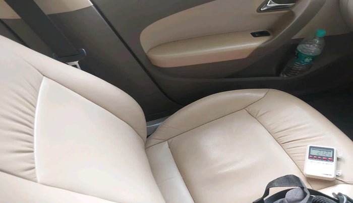 2014 Skoda Rapid 1.5 TDI CR ELEGANCE PLUS, Diesel, Manual, 1,15,487 km, interior