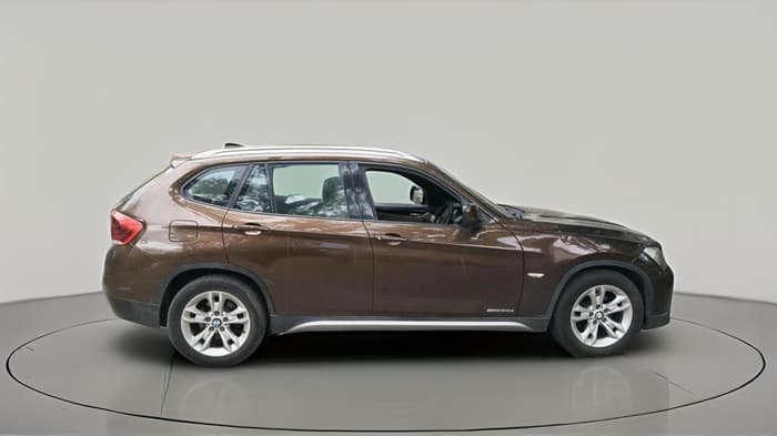 2011 BMW X1 sDrive20d, Diesel, Automatic, 1,55,289 km, exterior