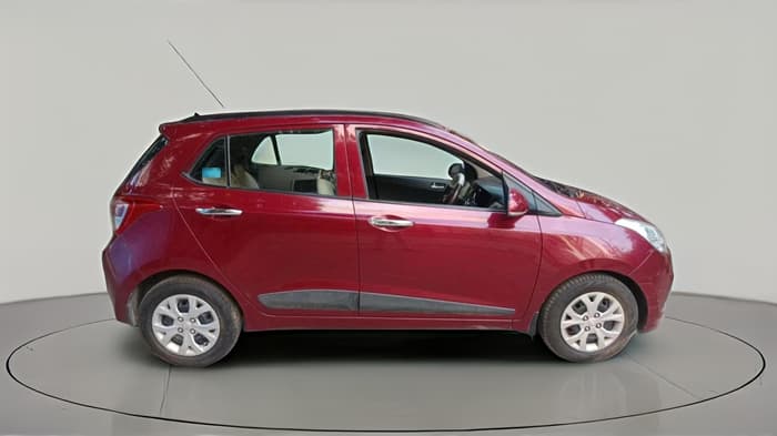 2013 Hyundai Grand i10 SPORTZ AT 1.2 KAPPA VTVT, Petrol, Automatic, 1,01,789 km, exterior