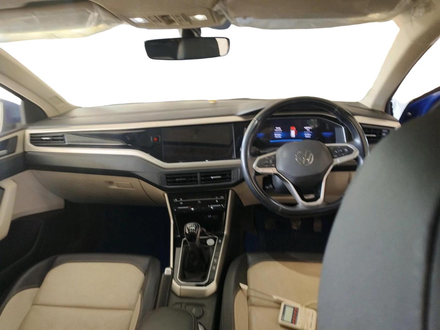 2022 Volkswagen VIRTUS TOPLINE TSI 1.0 MT, Petrol, Manual, 46,818 km, interior