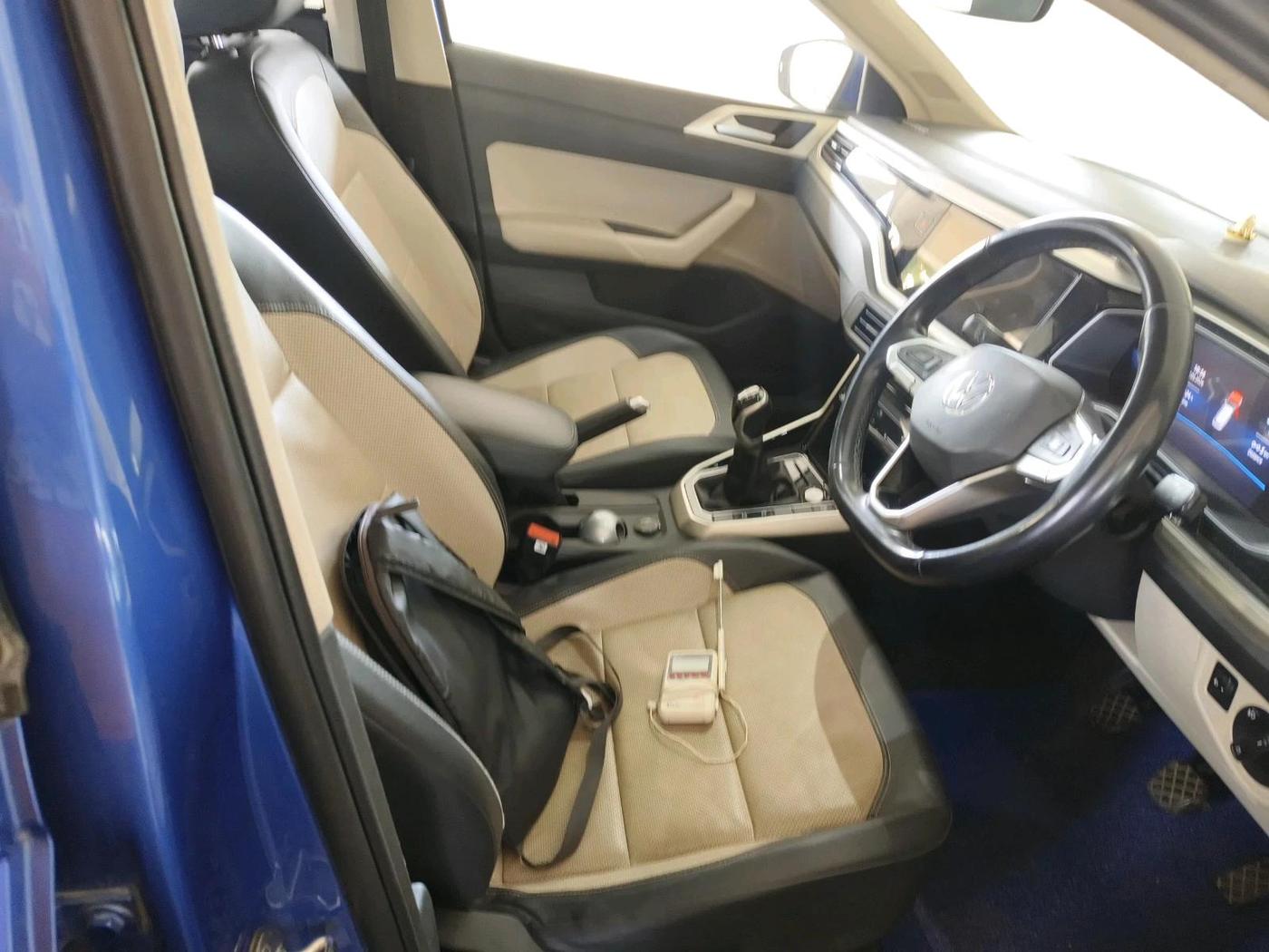 2022 Volkswagen VIRTUS TOPLINE TSI 1.0 MT, Petrol, Manual, 46,818 km, interior