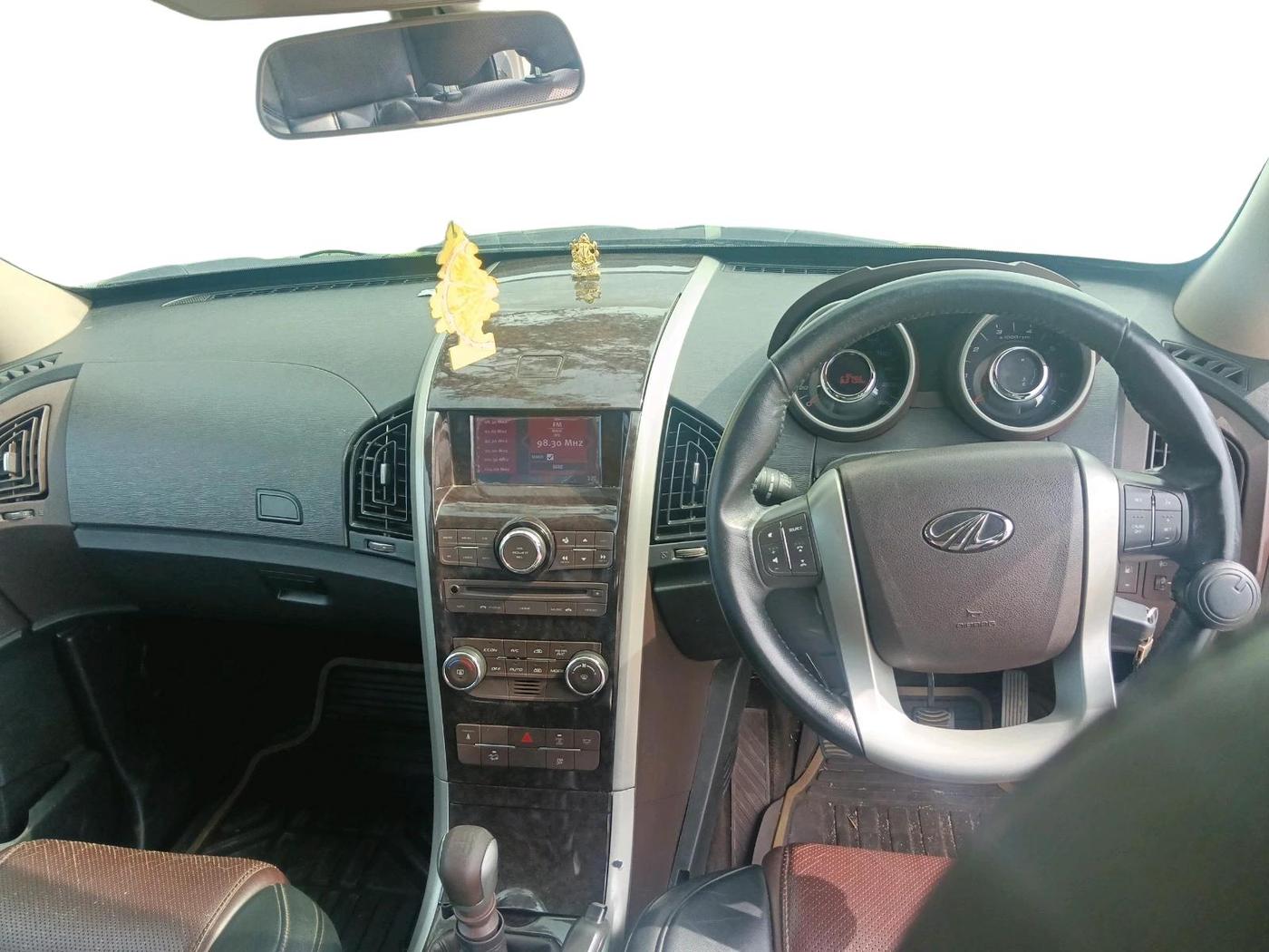 2012 Mahindra XUV500 W8, Diesel, Manual, 63,796 km, interior
