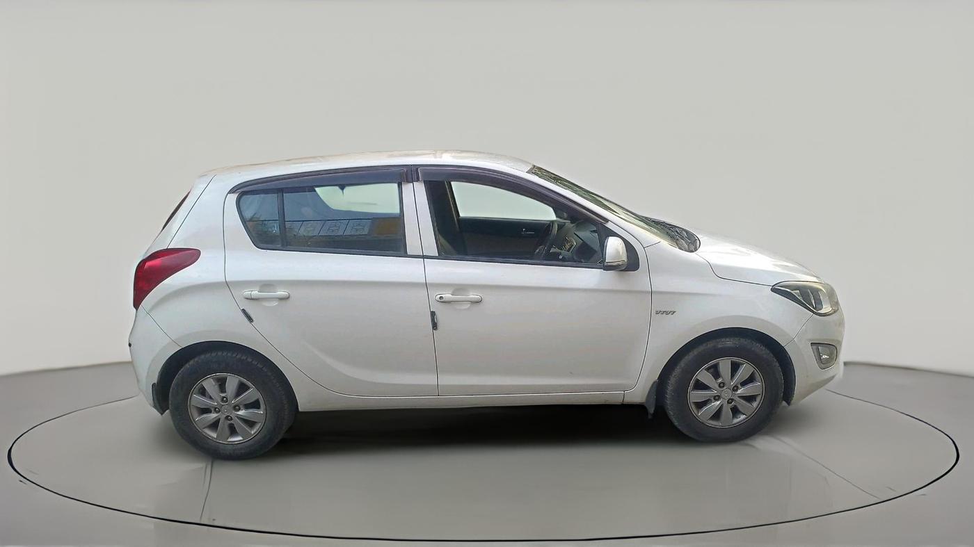 2014 Hyundai i20 SPORTZ 1.2, Petrol, Manual, 80,948 km, exterior