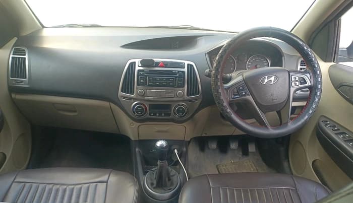 2014 Hyundai i20 SPORTZ 1.2, Petrol, Manual, 80,948 km, interior