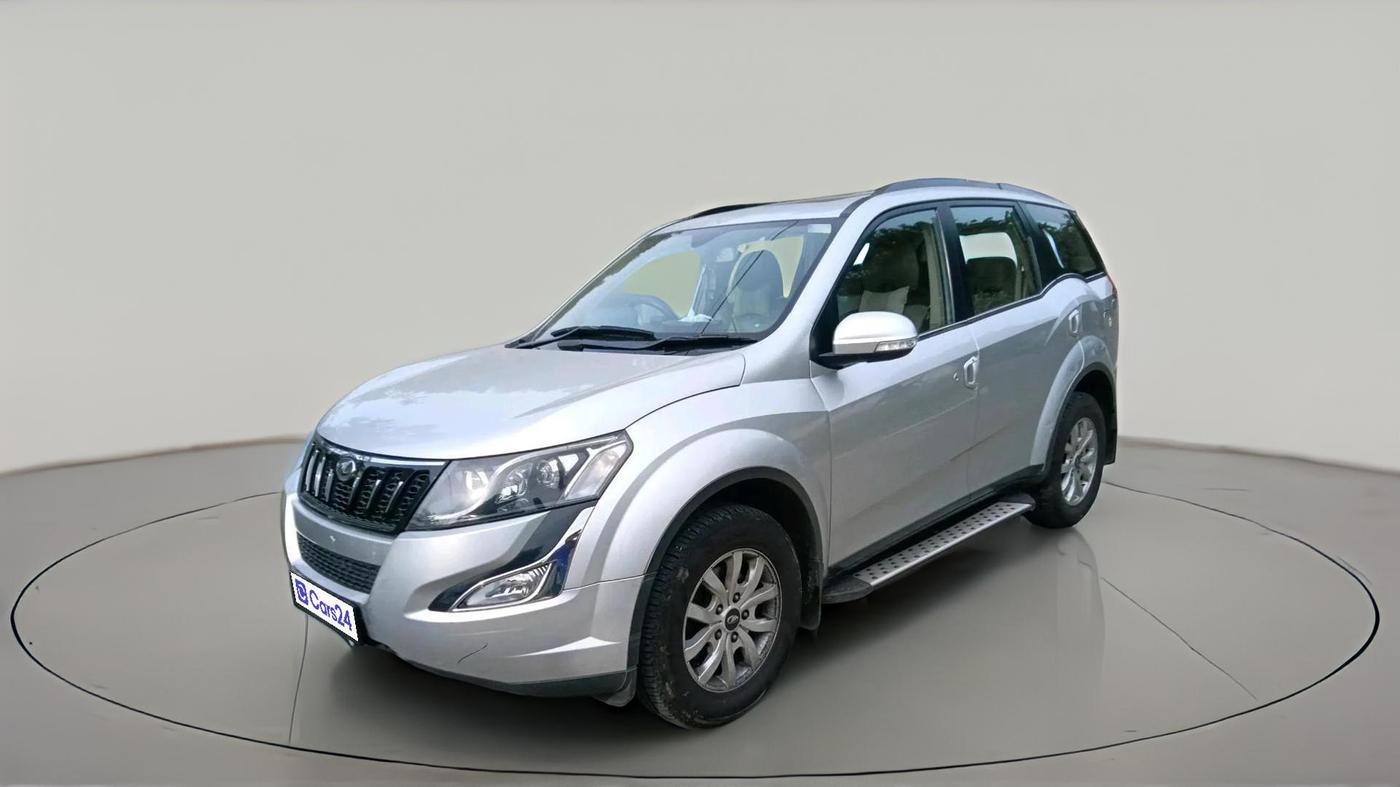 2015 Mahindra XUV500 W10, Diesel, Manual, 1,28,629 km, exterior