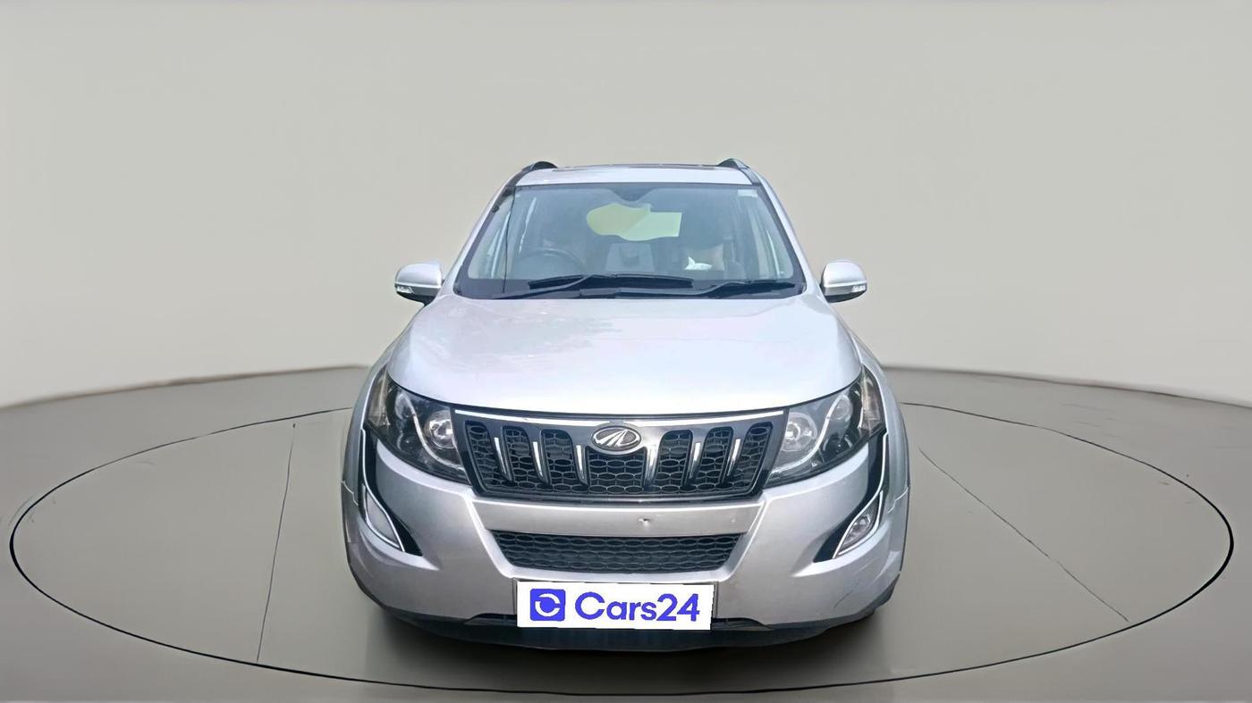 2015 Mahindra XUV500 W10, Diesel, Manual, 1,28,629 km, exterior