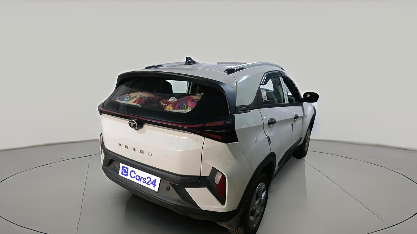 2025 Tata NEXON Smart Plus 1.2 Revotron 6 AMT, Petrol, Automatic, 13,524 km, exterior
