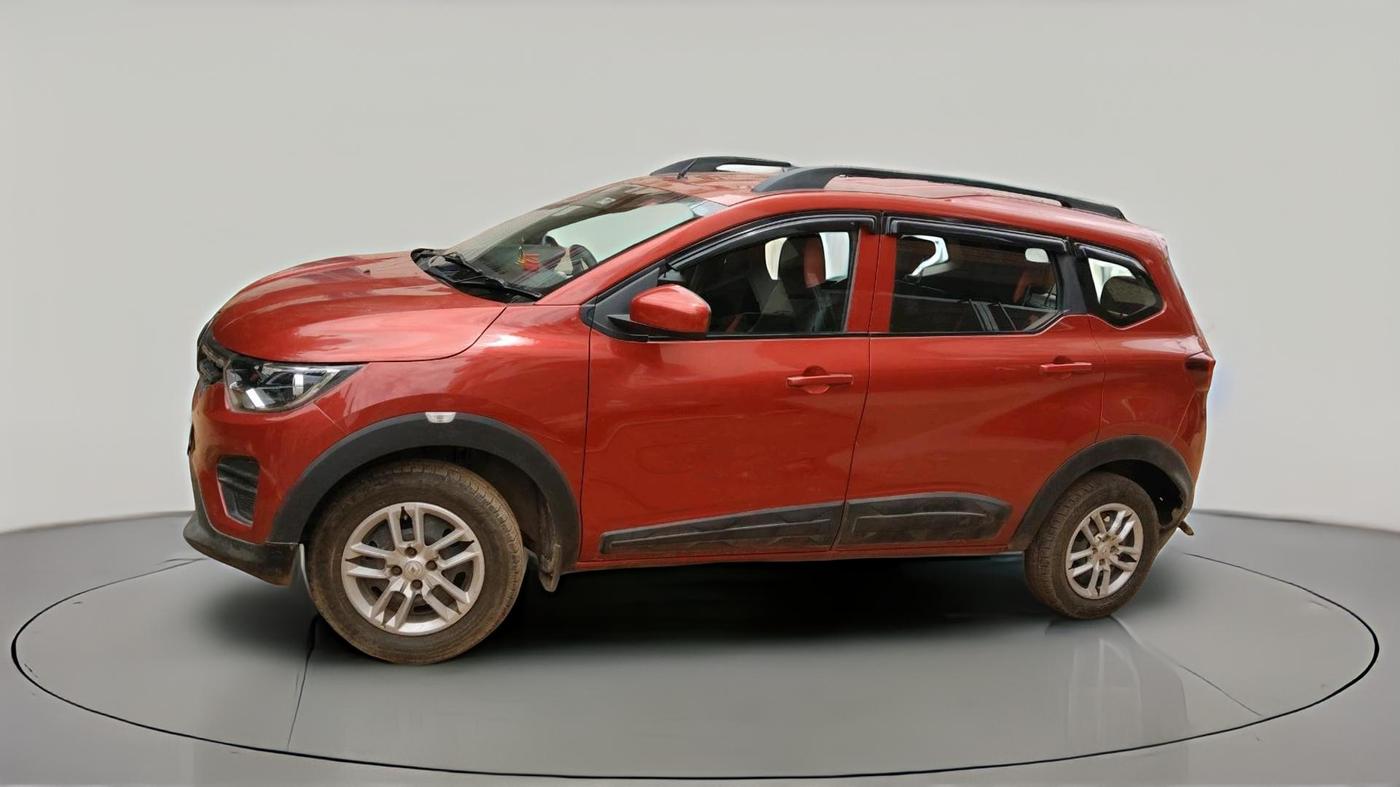 2021 Renault TRIBER RXL MT, Petrol, Manual, 62,856 km, exterior