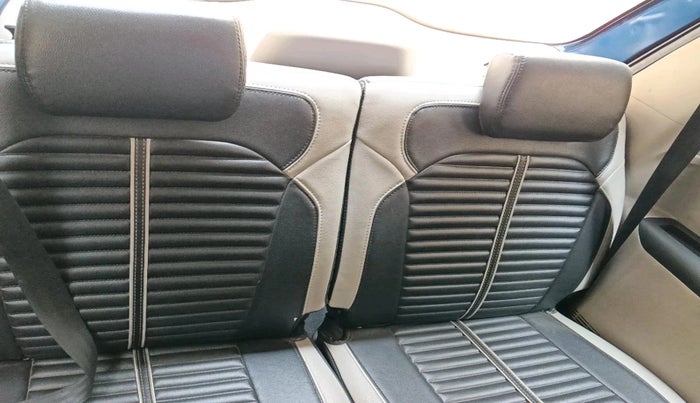 2020 Renault TRIBER RXL AMT, Petrol, Automatic, 56,353 km, interior