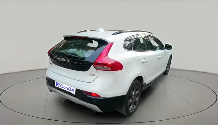 2013 Volvo V40 Cross Country D3, Diesel, Automatic, 1,00,188 km, exterior