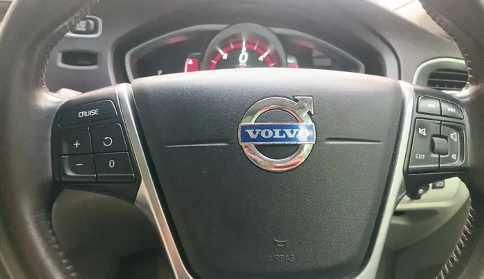 2013 Volvo V40 Cross Country D3, Diesel, Automatic, 1,00,188 km, interior