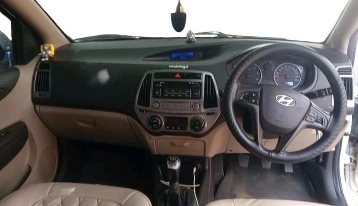 2014 Hyundai i20 SPORTZ 1.4 CRDI, Diesel, Manual, 88,443 km, interior
