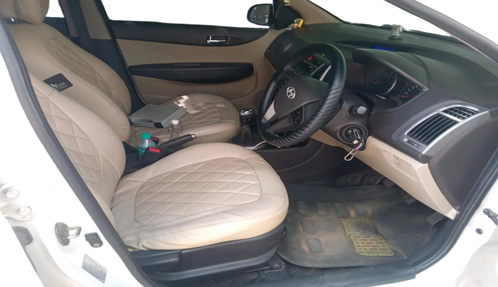 2014 Hyundai i20 SPORTZ 1.4 CRDI, Diesel, Manual, 88,443 km, interior