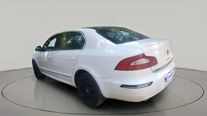 2013 Skoda Superb ELEGANCE 1.8 TSI AT, Petrol, Automatic, 69,760 km, exterior