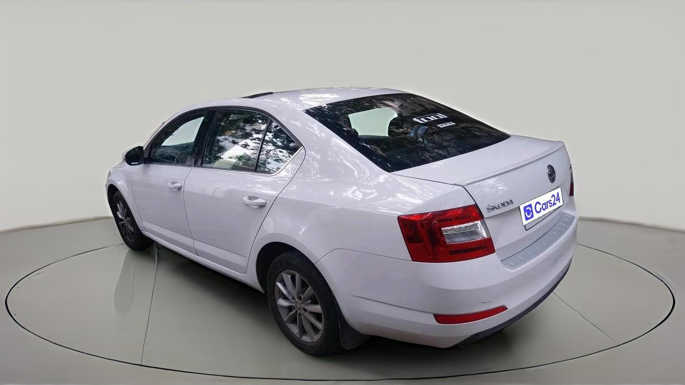 2015 Skoda Octavia ELEGANCE 1.8 TSI AT, Petrol, Automatic, 74,299 km, exterior