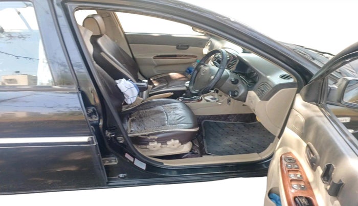 2009 Hyundai Verna VGT CRDI SX ABS, Diesel, Manual, 2,44,736 km, interior