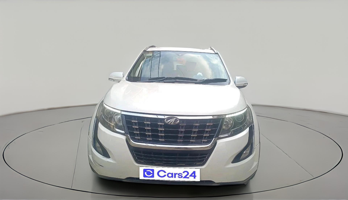 2018 Mahindra XUV500 W11 AT, Diesel, Automatic, 1,28,553 km, exterior
