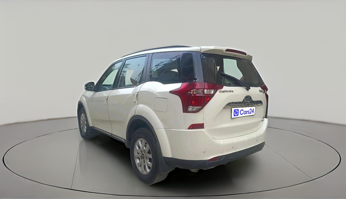2018 Mahindra XUV500 W11 AT, Diesel, Automatic, 1,28,553 km, exterior