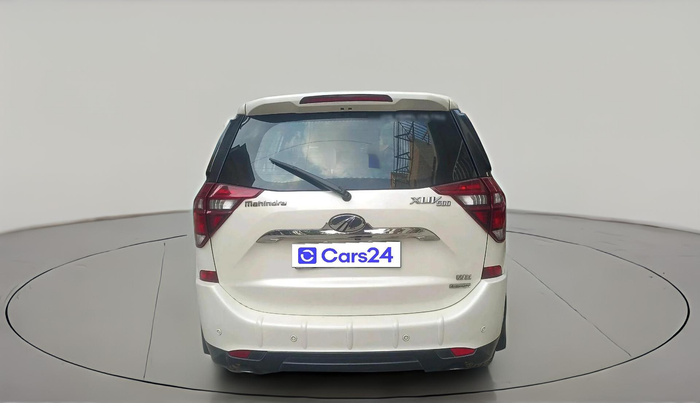 2018 Mahindra XUV500 W11 AT, Diesel, Automatic, 1,28,553 km, exterior